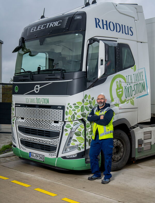 By electrifying our vehicles, we are saving a lot of CO₂.